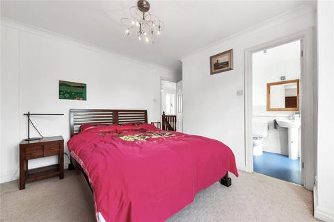 18 Nursery Walk, Cambridge, CB4 3PR