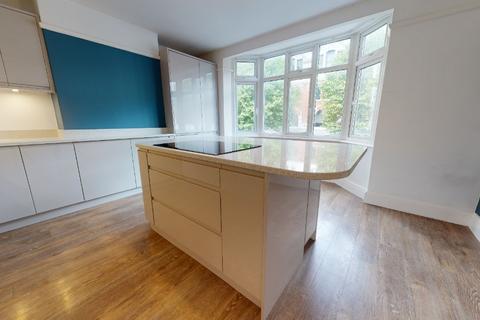 3 bedroom flat to rent, 3 Montefiore Road, Hove, BN3