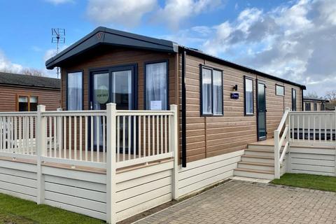 2 bedroom lodge for sale, Malton YO17