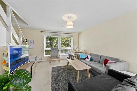 2 bedroom maisonette for sale, Percy Road, Hampton