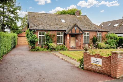 4 bedroom detached bungalow for sale, Salts Avenue, Loose, ME15