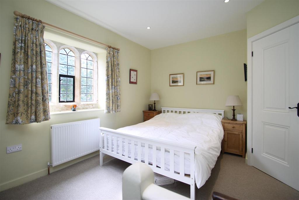 Bedroom.JPG