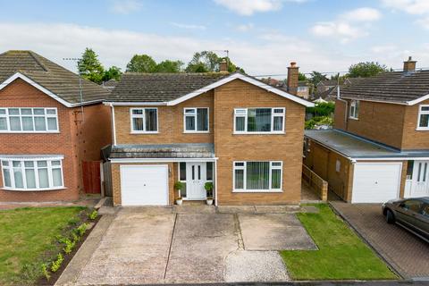 4 bedroom detached house for sale, Bain Road, Boston, PE21