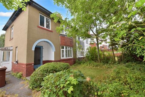 3 bedroom semi-detached house for sale, Stonegate Road, Leeds, West Yorkshire