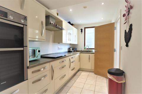 2 bedroom apartment for sale, Regent Road, Jersey JE2