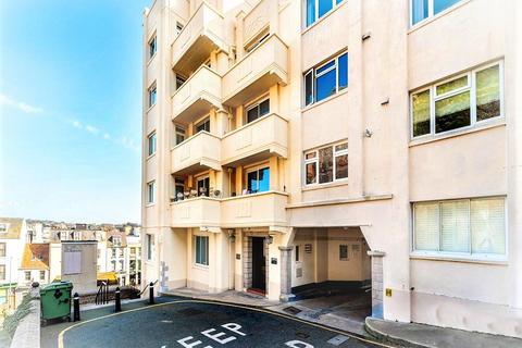 Regent Road, Jersey JE2