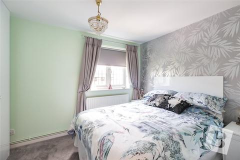 17 Rural Close, Hornchurch, RM11 1FH