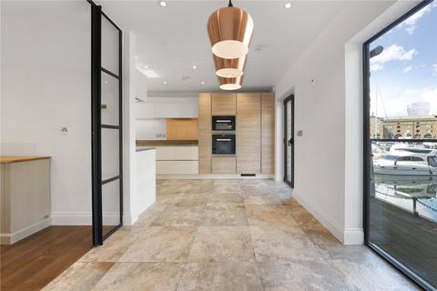 undefined, Mews Street, London, E1W