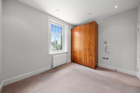 Flat 3, 10 Oak Park, Sheffield, S10 5DE