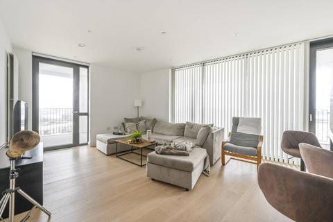 3 bedroom flat for sale, Pinnacle House, Royal Wharf, Silvertown, LONDON, E16