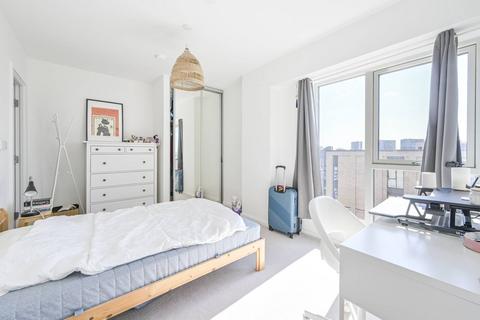 2 bedroom flat for sale, Canning Town E16, Royal Docks, London, E16