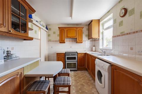 9 Kent Road, Longfield, DA3 7QR