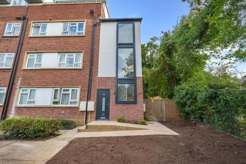 2 bedroom end of terrace house to rent, Maidenhead,  Berkshire,  SL6