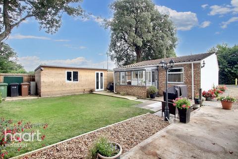 2 bedroom detached bungalow for sale, Hungate Road, Emneth