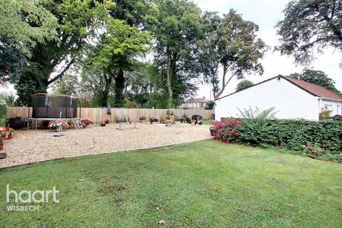 2 bedroom detached bungalow for sale, Hungate Road, Emneth