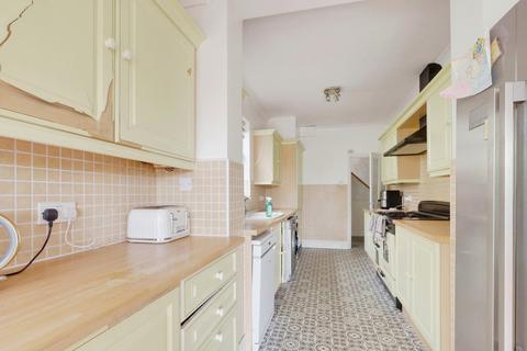 4 bedroom semi-detached house for sale, Woodgrange Drive, Southend-on-sea, SS1