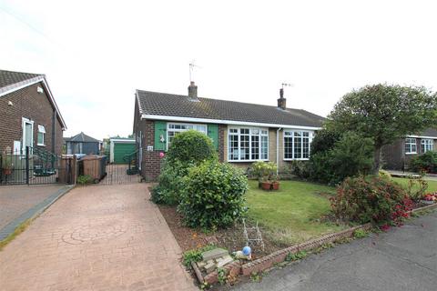 2 bedroom semi-detached bungalow for sale, Queens Mead, Aldbrough