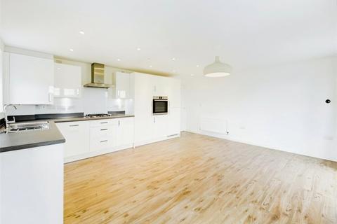 2 bedroom apartment for sale, Nicholson Drive, Wokingham, Berkshire