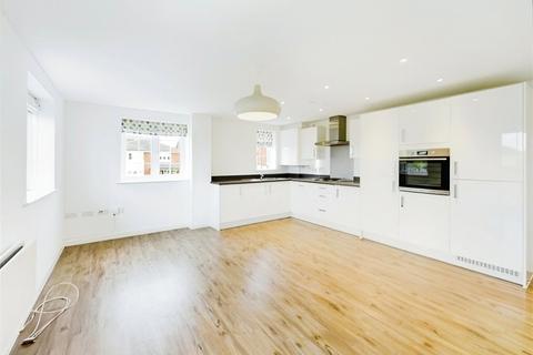 2 bedroom apartment for sale, Nicholson Drive, Wokingham, Berkshire