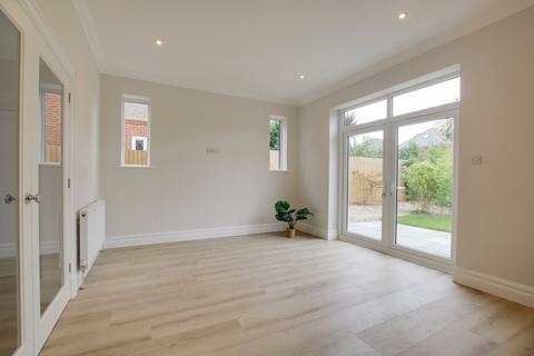 4 bedroom detached house for sale, Hayes Avenue, Bournemouth, BH7