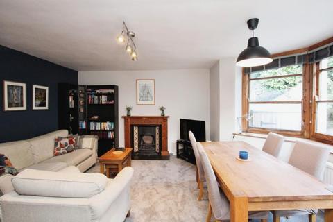 2 bedroom flat to rent, Cotham Vale, Bristol BS6
