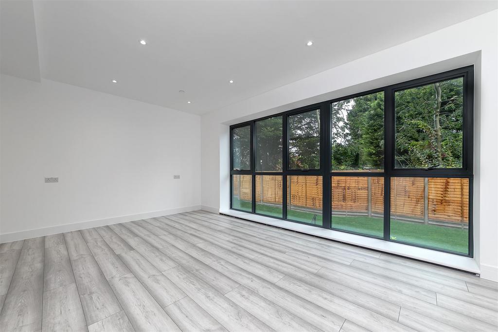 107 The Hill(Left Property)-32.jpg
