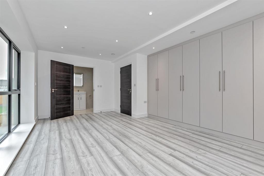 107 The Hill(Left Property)-36.jpg