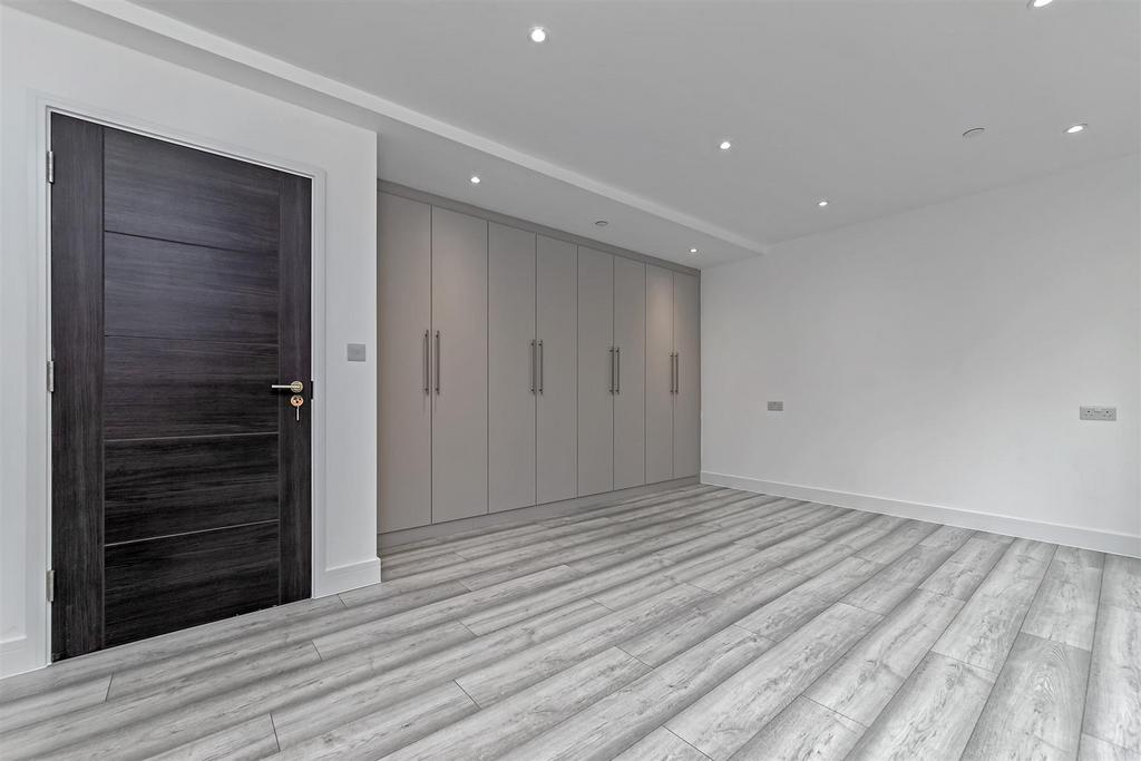 107 The Hill(Left Property)-35.jpg