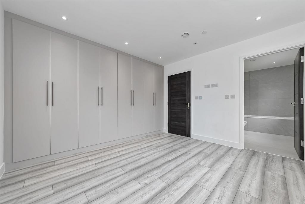 107 The Hill(Left Property)-44.jpg