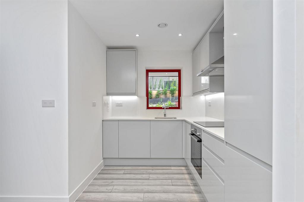 107 The Hill(Left Property)-25.jpg