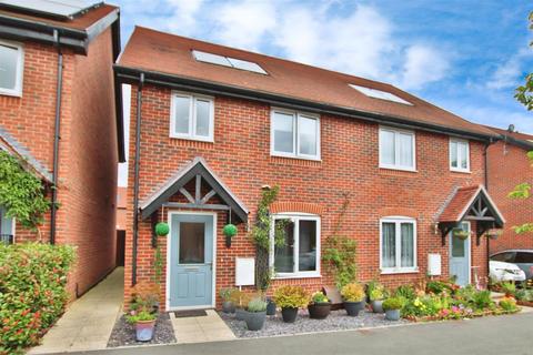 3 bedroom semi-detached house for sale, Sandyfields Lane, Colden Common, Winchester