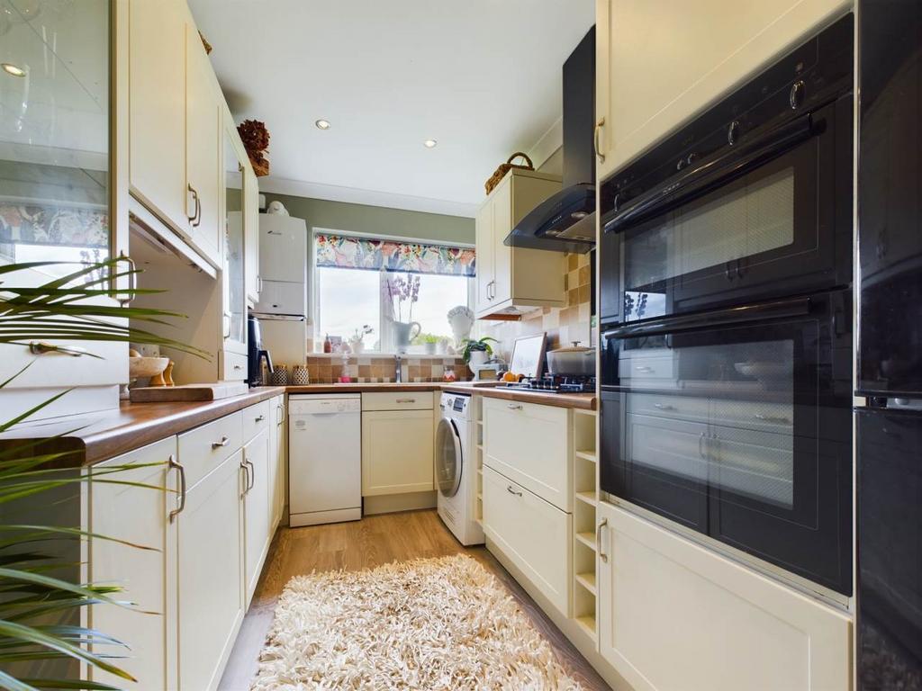 36 mon kitchen