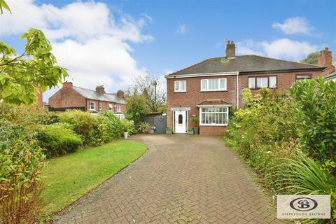 3 bedroom semi-detached house for sale, Hungerford Road, Crewe