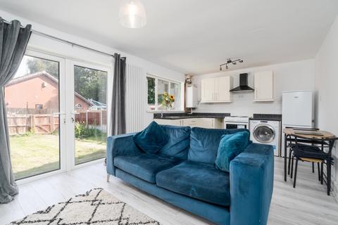 5 Chestnut Close, Bolton, BL3 4DR