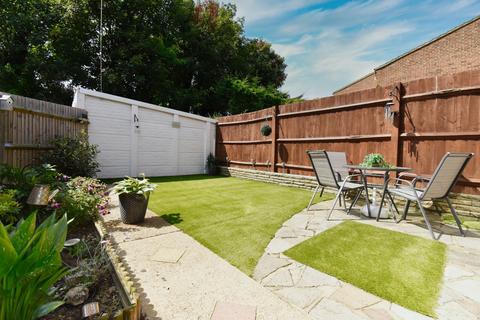 5 Stapleton Road, Orpington, BR6 9TL