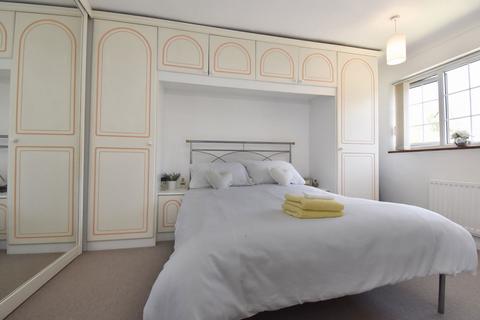 5 Stapleton Road, Orpington, BR6 9TL