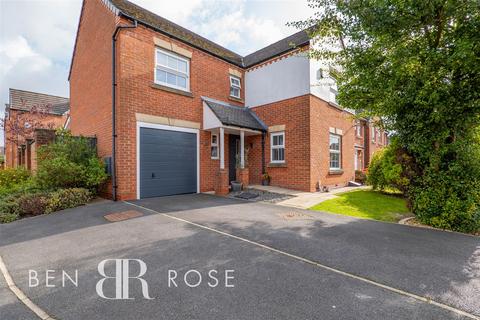 4 bedroom detached house for sale, Parish Gardens, Leyland
