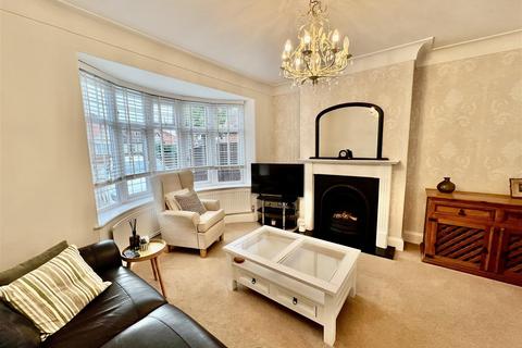 23 Hillside Road, Darlington, DL3 8HB