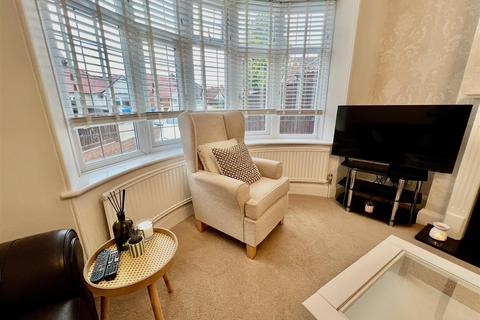 23 Hillside Road, Darlington, DL3 8HB