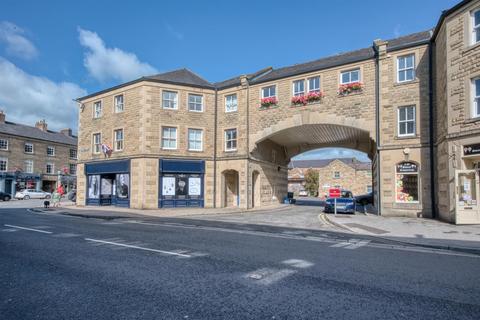 2 bedroom flat for sale, Matlock Street, Bakewell