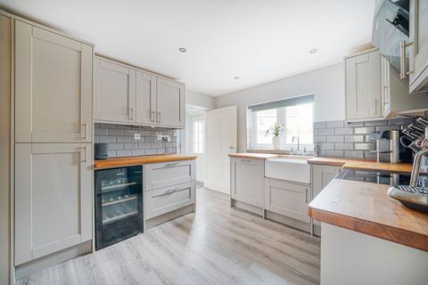 2 Albany Road, Andover, SP10 3EZ