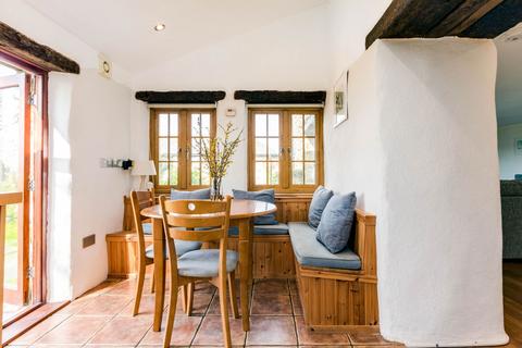 St Minver Cottage Churchtown, St Minver, Wadebridge, PL27 6QH