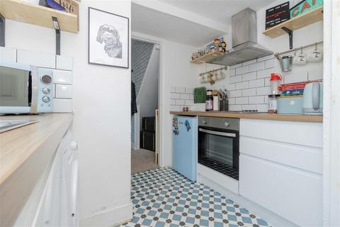 undefined, New England Road, Brighton
