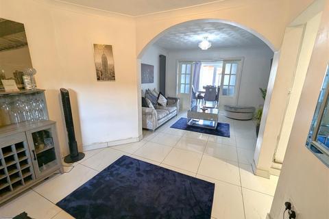 194 Westfields Road, Corby, NN17 1HQ