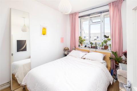 3 bedroom flat for sale, Cheddington House, Whiston Road, Bethnal Green, London, E2