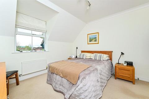 2 bedroom retirement property for sale, Merritts Meadow, Petersfield, Hampshire