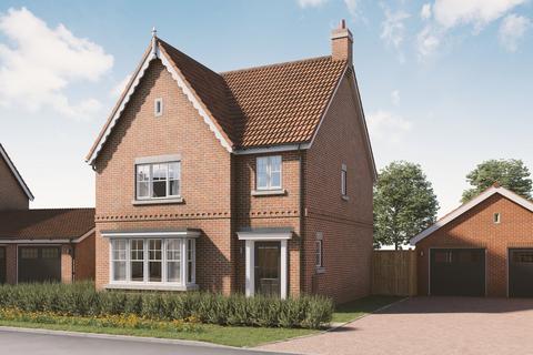 3 bedroom detached house for sale, St James Place, Heath Road, East Bergholt, Colchester, CO7