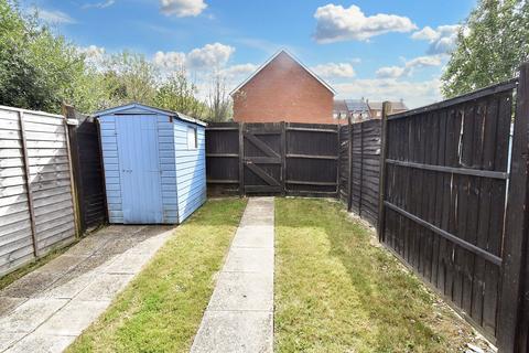 2 bedroom terraced house for sale, Bluebell Road, Ashford TN23