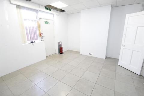 21 High Road, Byfleet, West Byfleet, KT14 7QH