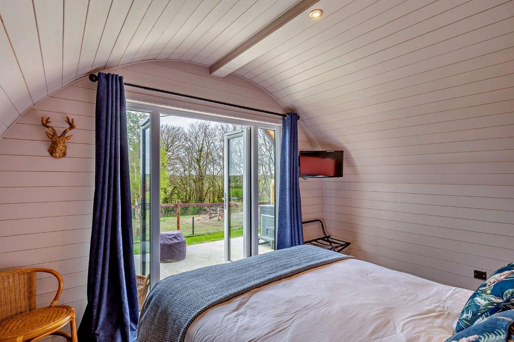 Glamping Pods